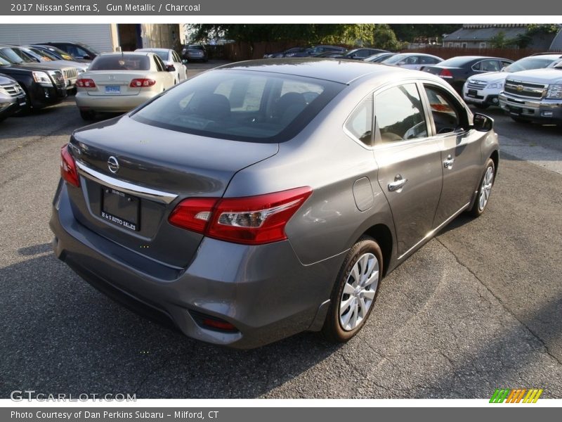 Gun Metallic / Charcoal 2017 Nissan Sentra S