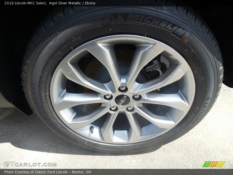 Ingot Silver Metallic / Ebony 2019 Lincoln MKC Select