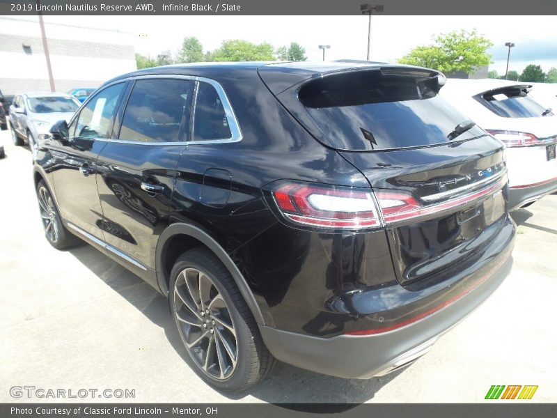 Infinite Black / Slate 2019 Lincoln Nautilus Reserve AWD