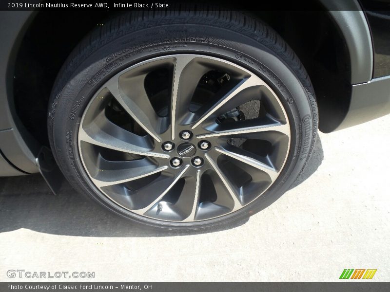 Infinite Black / Slate 2019 Lincoln Nautilus Reserve AWD