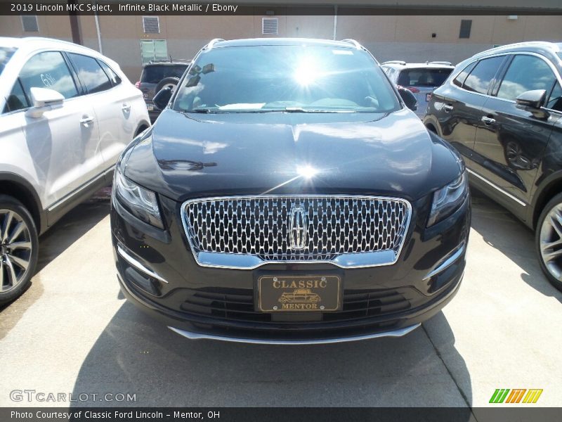 Infinite Black Metallic / Ebony 2019 Lincoln MKC Select