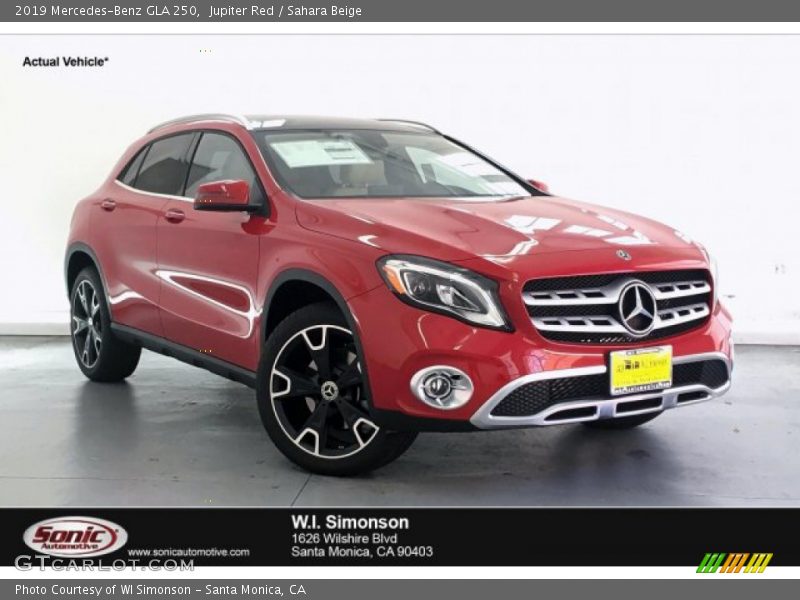 Jupiter Red / Sahara Beige 2019 Mercedes-Benz GLA 250