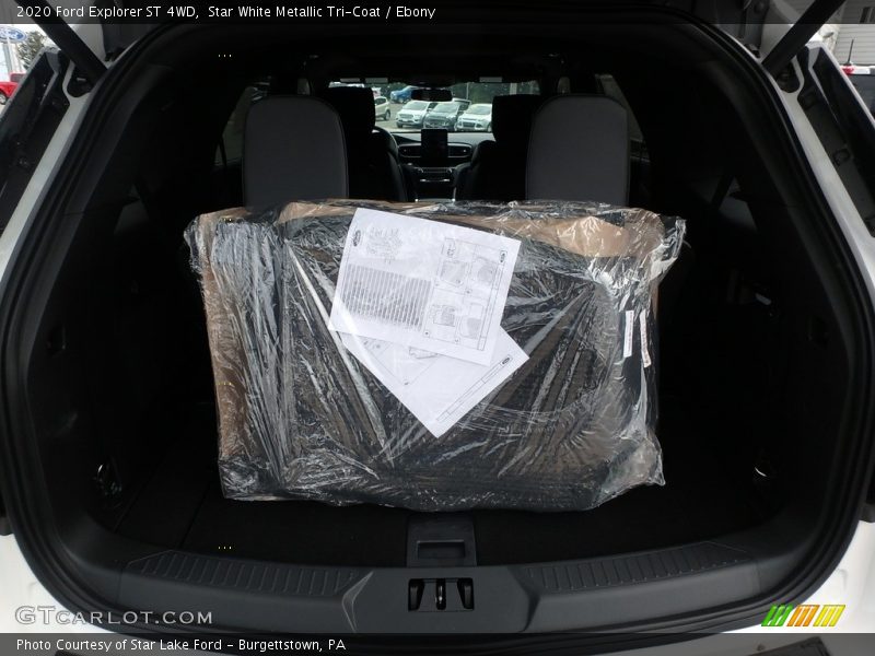 Star White Metallic Tri-Coat / Ebony 2020 Ford Explorer ST 4WD