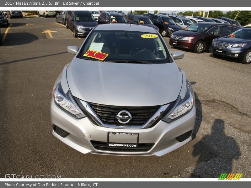 Brilliant Silver / Charcoal 2017 Nissan Altima 2.5 S