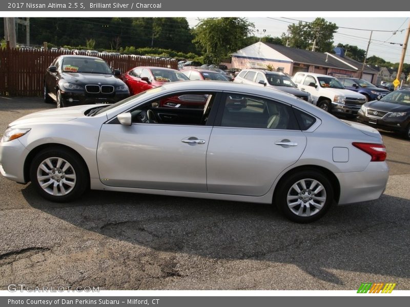 Brilliant Silver / Charcoal 2017 Nissan Altima 2.5 S