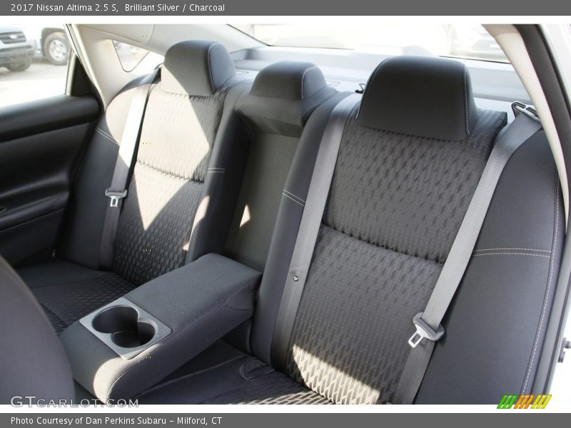 Brilliant Silver / Charcoal 2017 Nissan Altima 2.5 S