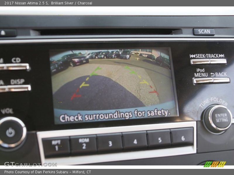 Brilliant Silver / Charcoal 2017 Nissan Altima 2.5 S