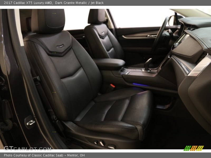 Dark Granite Metallic / Jet Black 2017 Cadillac XT5 Luxury AWD