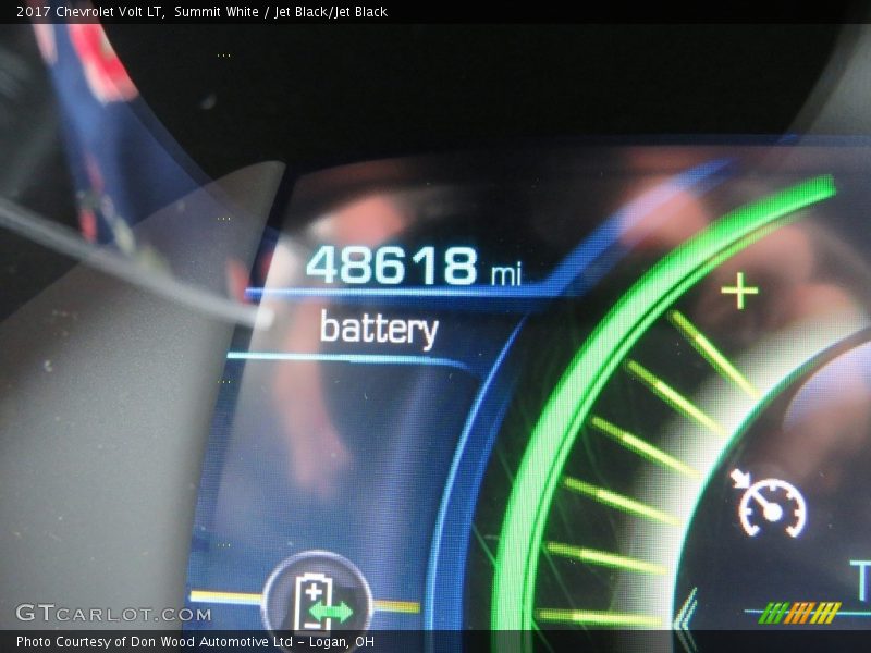 Summit White / Jet Black/Jet Black 2017 Chevrolet Volt LT