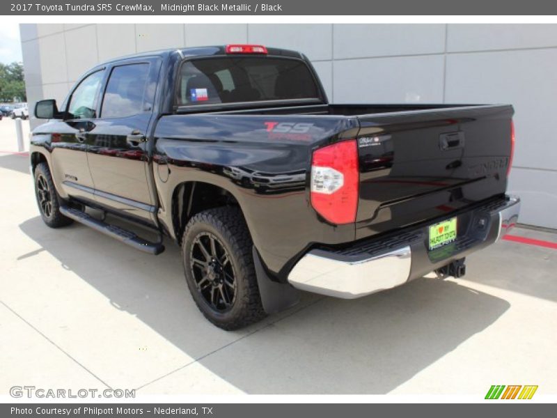 Midnight Black Metallic / Black 2017 Toyota Tundra SR5 CrewMax