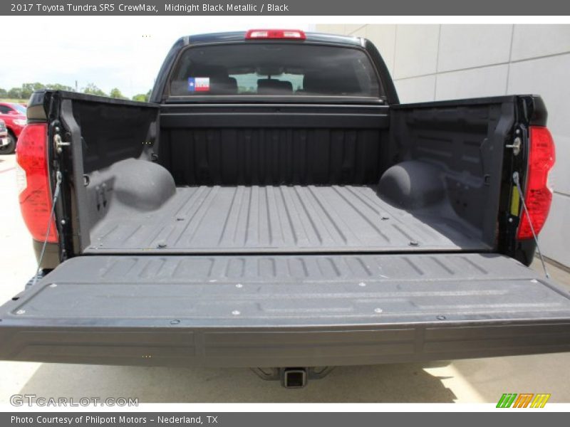 Midnight Black Metallic / Black 2017 Toyota Tundra SR5 CrewMax