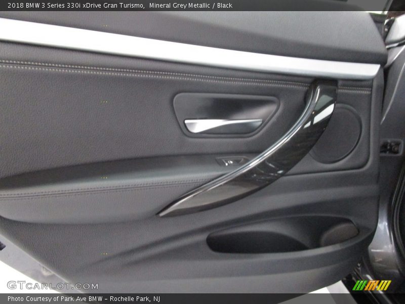 Mineral Grey Metallic / Black 2018 BMW 3 Series 330i xDrive Gran Turismo