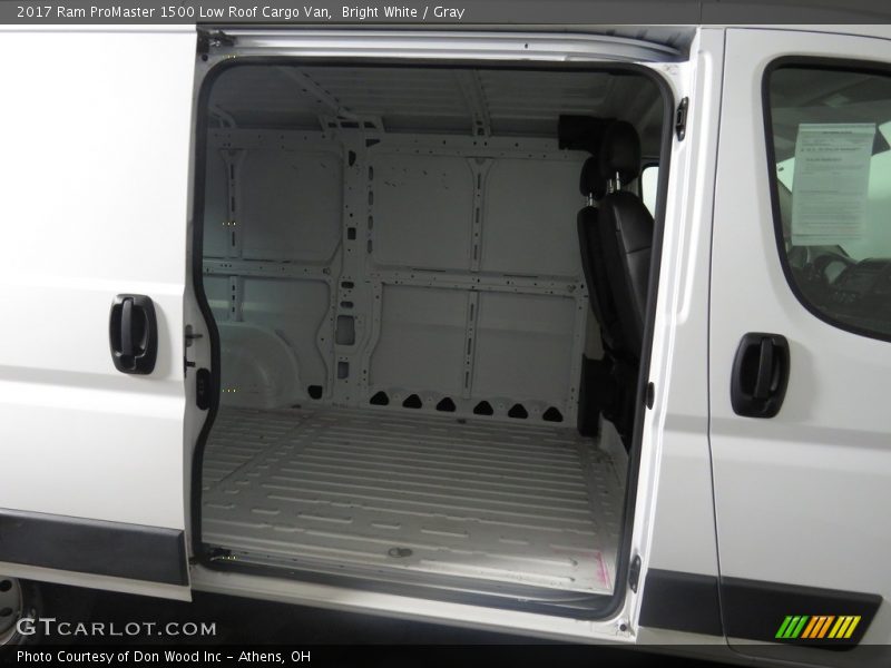 Bright White / Gray 2017 Ram ProMaster 1500 Low Roof Cargo Van