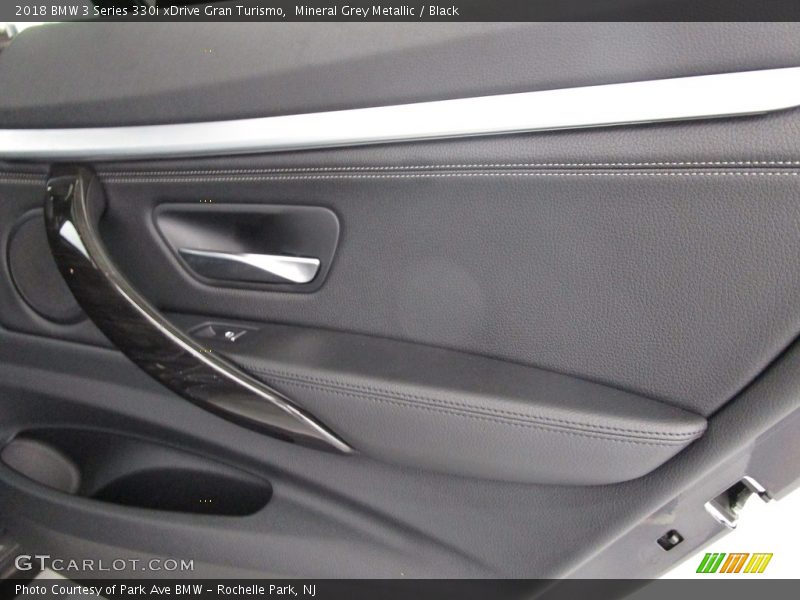 Mineral Grey Metallic / Black 2018 BMW 3 Series 330i xDrive Gran Turismo