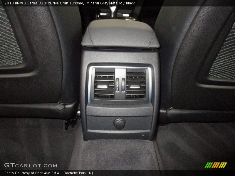 Mineral Grey Metallic / Black 2018 BMW 3 Series 330i xDrive Gran Turismo
