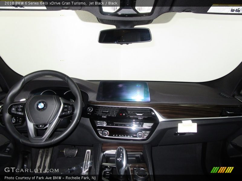 Jet Black / Black 2018 BMW 6 Series 640i xDrive Gran Turismo