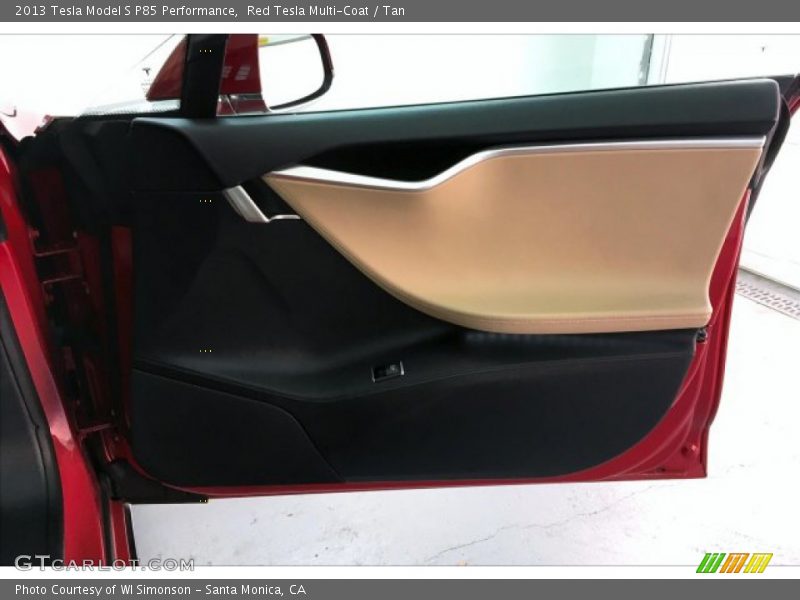 Door Panel of 2013 Model S P85 Performance