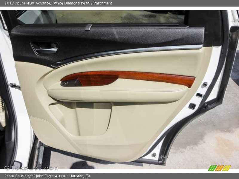 White Diamond Pearl / Parchment 2017 Acura MDX Advance