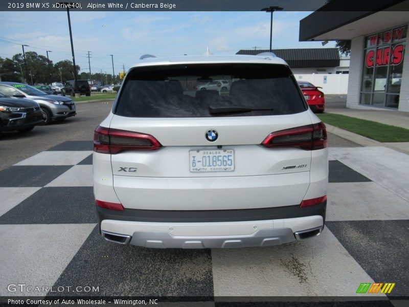 Alpine White / Canberra Beige 2019 BMW X5 xDrive40i