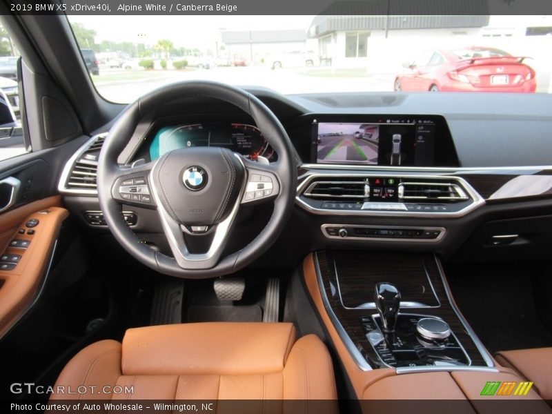 Alpine White / Canberra Beige 2019 BMW X5 xDrive40i