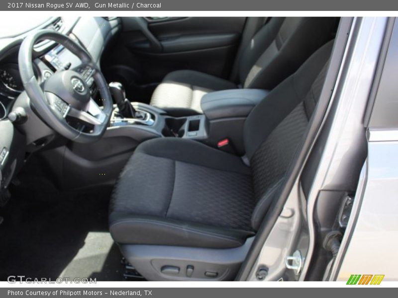 Gun Metallic / Charcoal 2017 Nissan Rogue SV AWD
