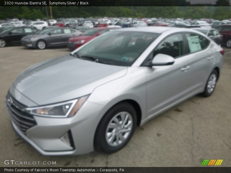 Symphony Silver / Black 2020 Hyundai Elantra SE