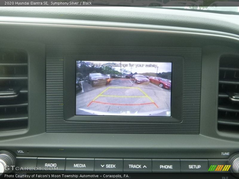 Symphony Silver / Black 2020 Hyundai Elantra SE