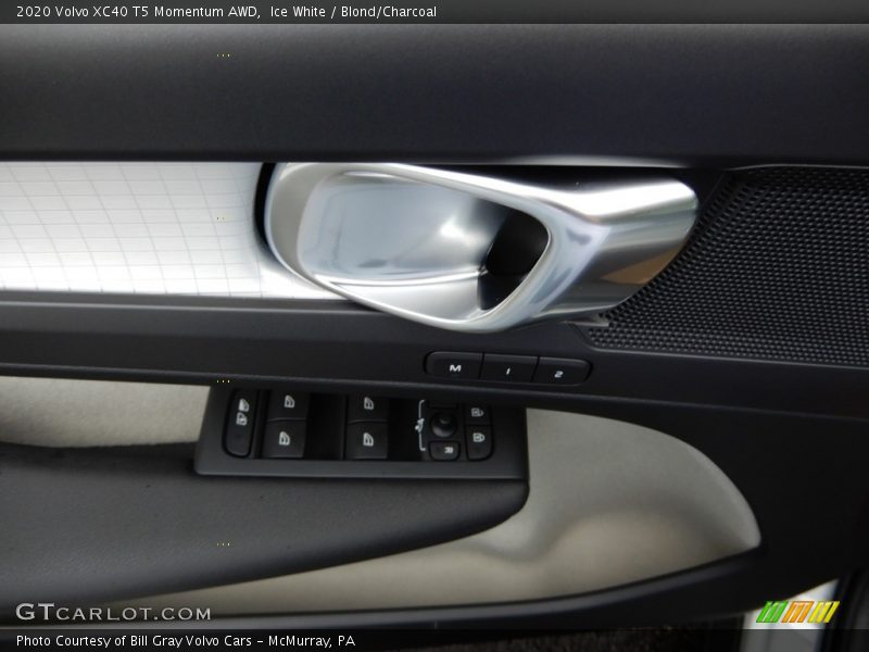 Controls of 2020 XC40 T5 Momentum AWD