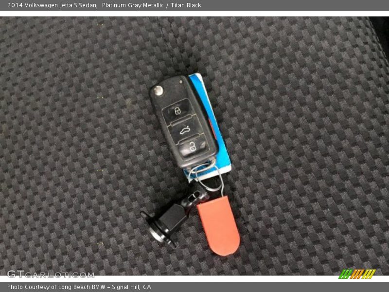 Platinum Gray Metallic / Titan Black 2014 Volkswagen Jetta S Sedan