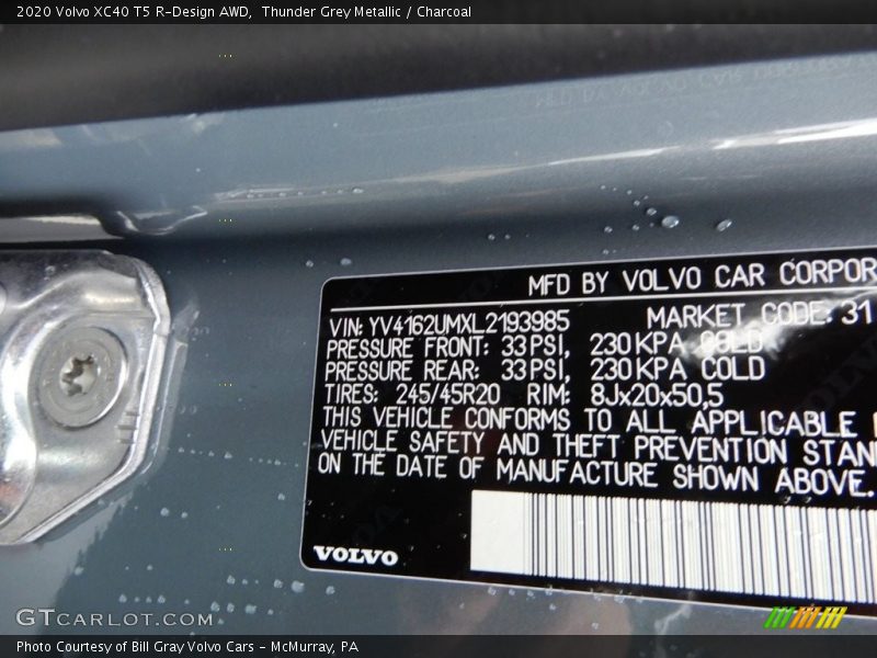 Thunder Grey Metallic / Charcoal 2020 Volvo XC40 T5 R-Design AWD