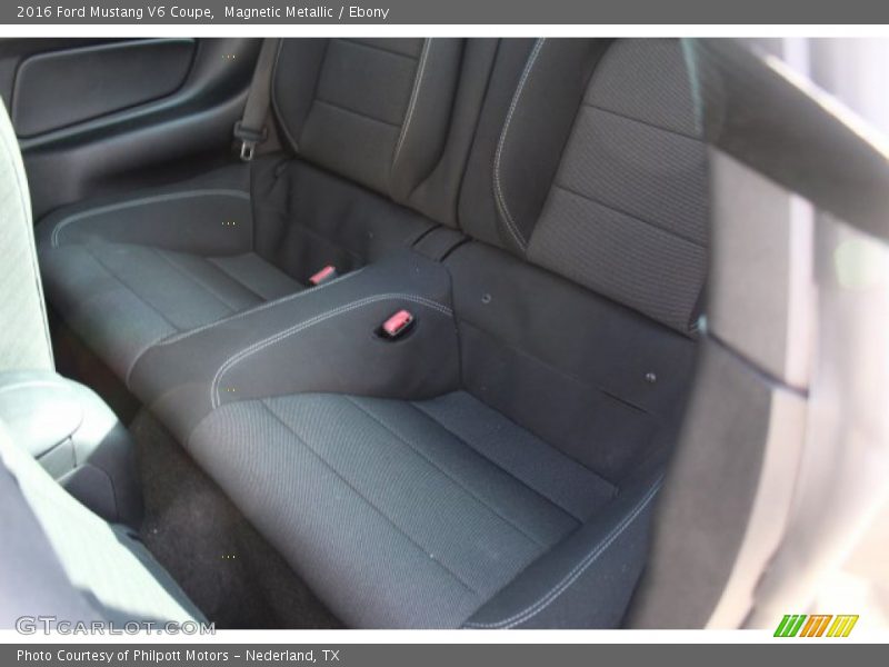 Magnetic Metallic / Ebony 2016 Ford Mustang V6 Coupe