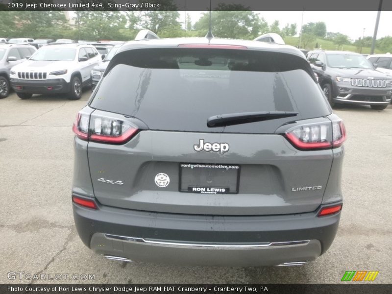 Sting-Gray / Black 2019 Jeep Cherokee Limited 4x4