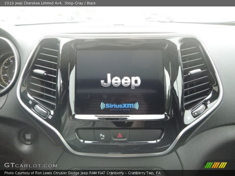 Sting-Gray / Black 2019 Jeep Cherokee Limited 4x4