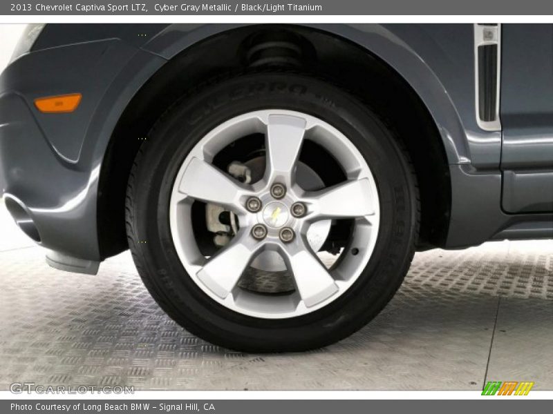 Cyber Gray Metallic / Black/Light Titanium 2013 Chevrolet Captiva Sport LTZ
