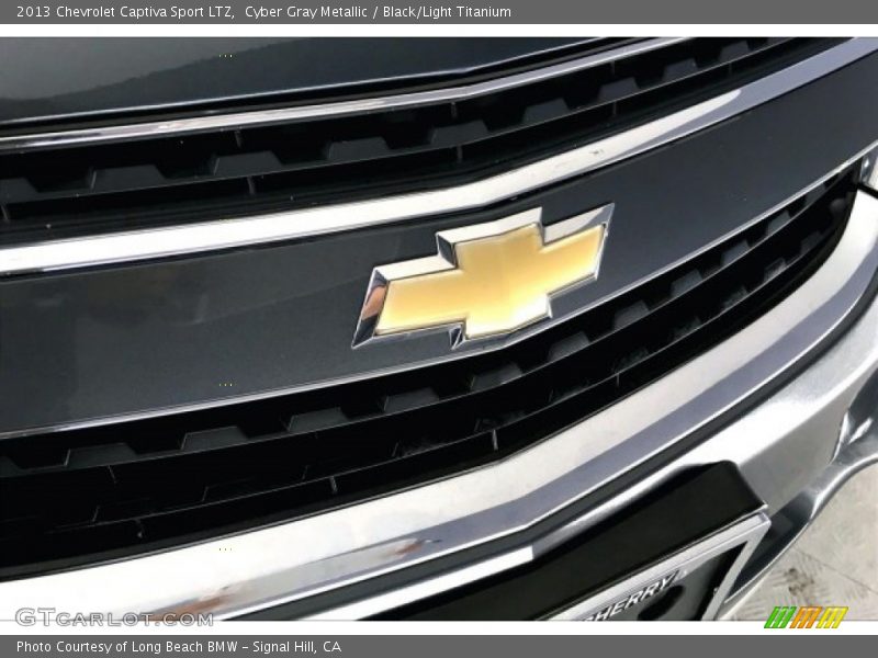 Cyber Gray Metallic / Black/Light Titanium 2013 Chevrolet Captiva Sport LTZ