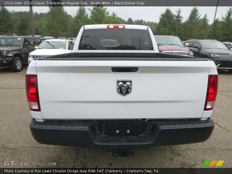 Bright White / Black/Diesel Gray 2019 Ram 1500 Classic Tradesman Regular Cab