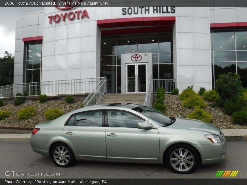 Silver Pine Mica / Light Gray 2006 Toyota Avalon Limited