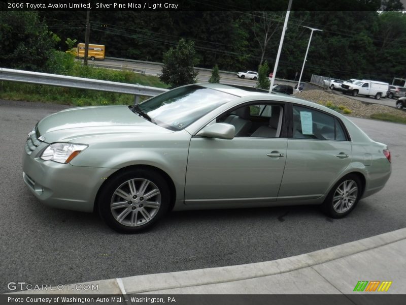 Silver Pine Mica / Light Gray 2006 Toyota Avalon Limited