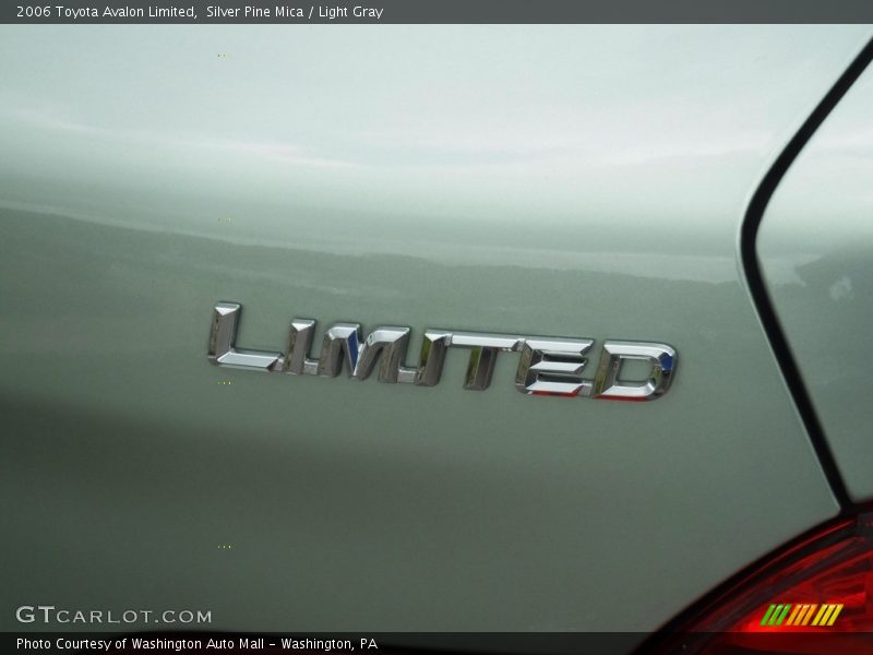Silver Pine Mica / Light Gray 2006 Toyota Avalon Limited