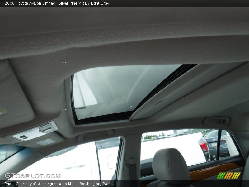 Silver Pine Mica / Light Gray 2006 Toyota Avalon Limited