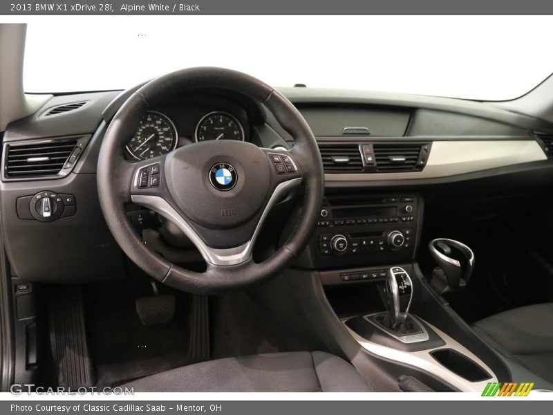 Alpine White / Black 2013 BMW X1 xDrive 28i