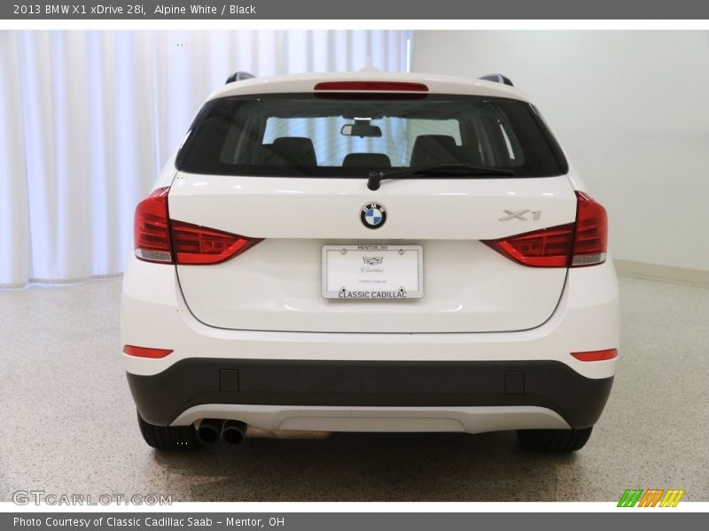 Alpine White / Black 2013 BMW X1 xDrive 28i