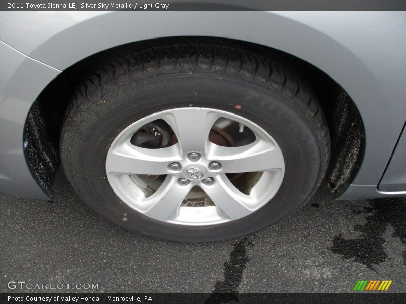Silver Sky Metallic / Light Gray 2011 Toyota Sienna LE