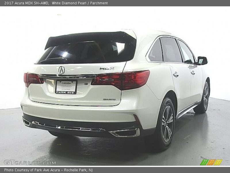 White Diamond Pearl / Parchment 2017 Acura MDX SH-AWD