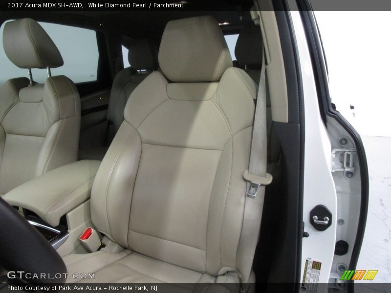 White Diamond Pearl / Parchment 2017 Acura MDX SH-AWD