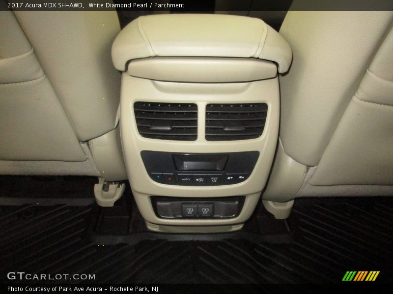 White Diamond Pearl / Parchment 2017 Acura MDX SH-AWD