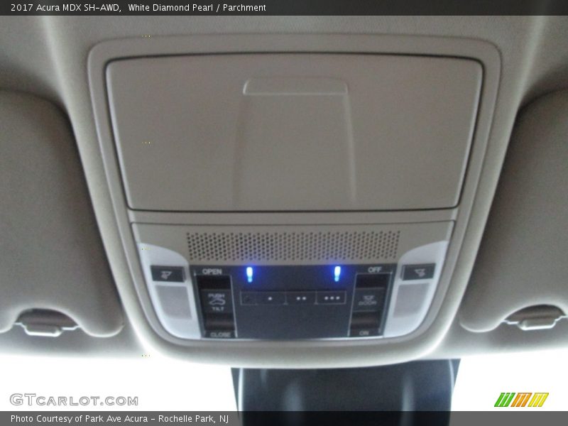 White Diamond Pearl / Parchment 2017 Acura MDX SH-AWD