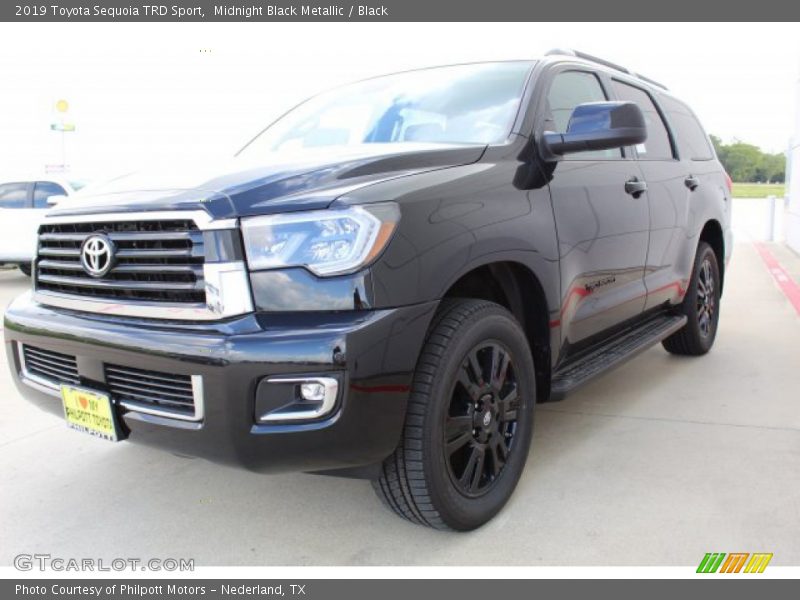 Front 3/4 View of 2019 Sequoia TRD Sport