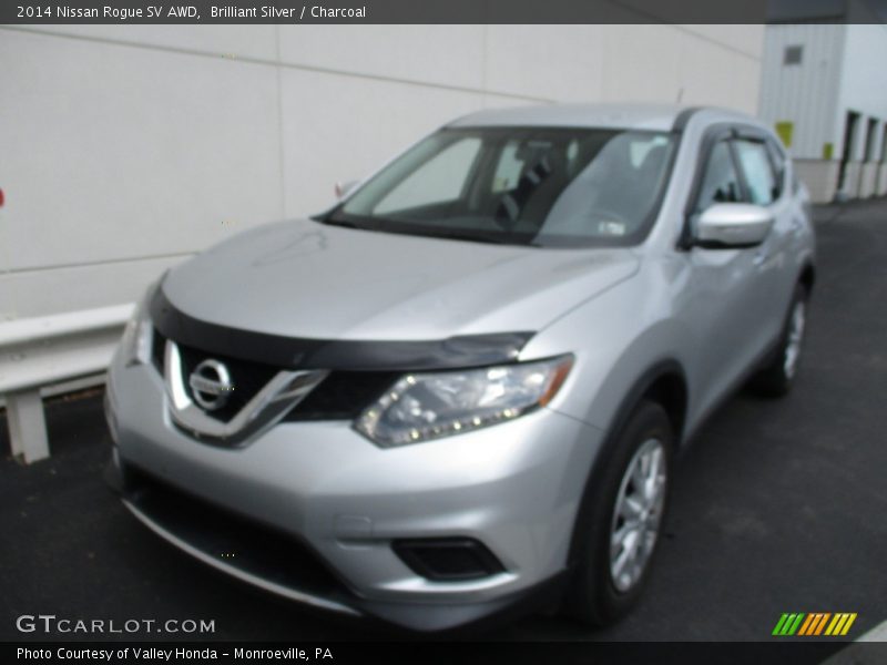 Brilliant Silver / Charcoal 2014 Nissan Rogue SV AWD