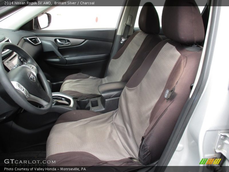 Brilliant Silver / Charcoal 2014 Nissan Rogue SV AWD